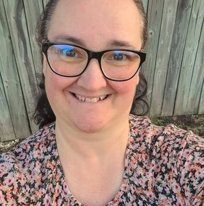 Meet your Posher, Beverly